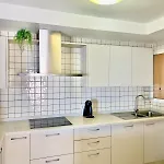 Seaview - Pool, Air Con, Office Ready Vila