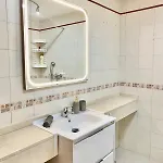 Seaview - Pool, Air Con, Office Ready *