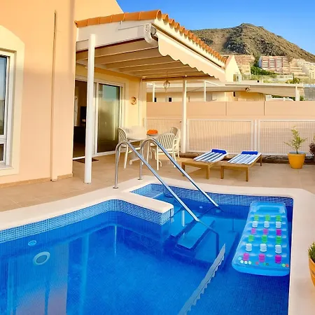 Villa Seaview - Pool, Air Con, Office Ready