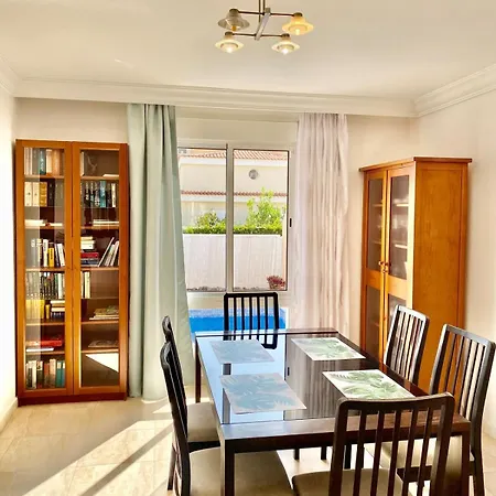 Seaview - Pool, Air Con, Office Ready Villa *